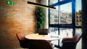 Hotdesk Spaces Available at Momentum Calle Larios Malaga Centro!